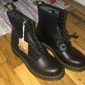 Dr Martens Original Black Womans Soze 10 NEW